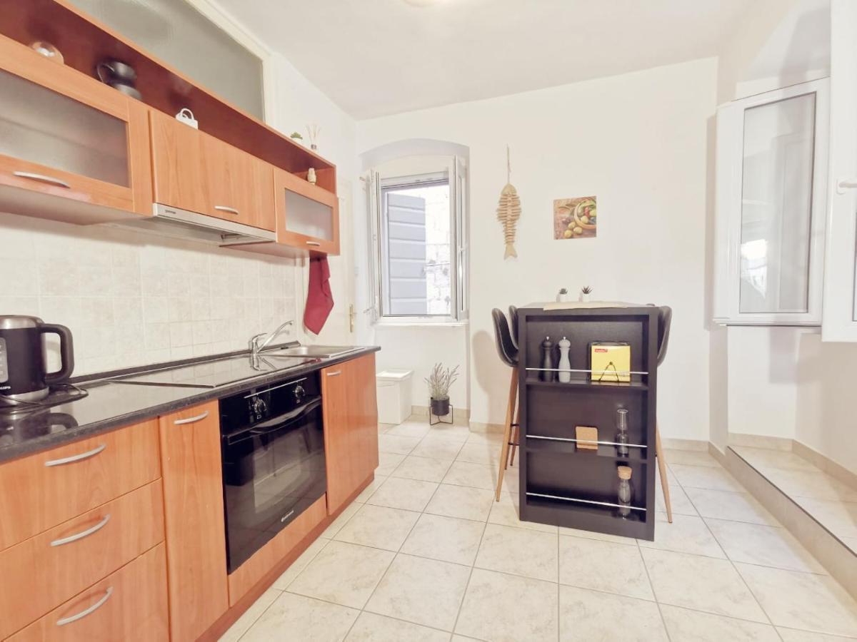One Bedroom Apartment In The Old Town Σπλιτ Εξωτερικό φωτογραφία